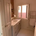 Centre Tropez Avec Parking Apartamento *