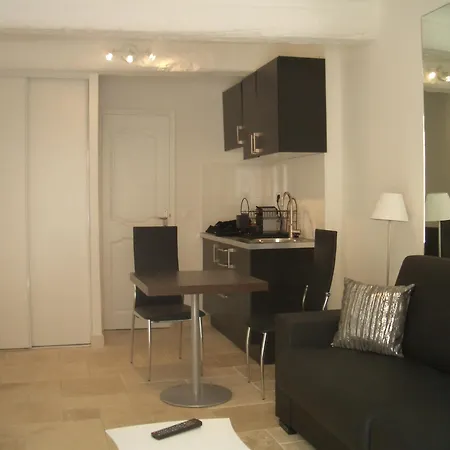 3 Centre Tropez Avec Parking Apartment